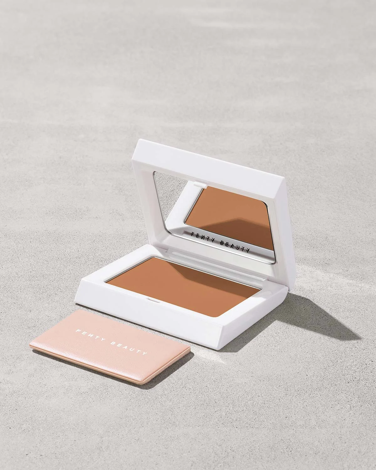 Bright Fix Instant Brightening + Blurring Powder — Cinnamon