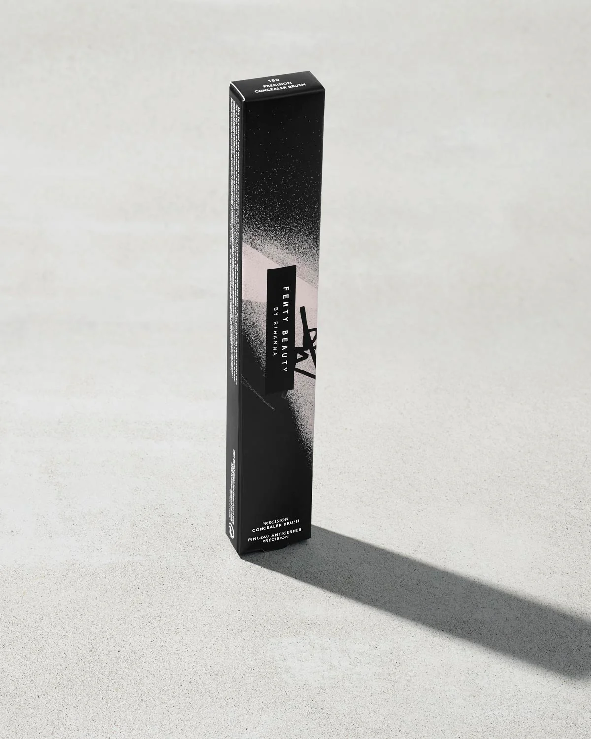 Precision Concealer Brush 180 - Image 5
