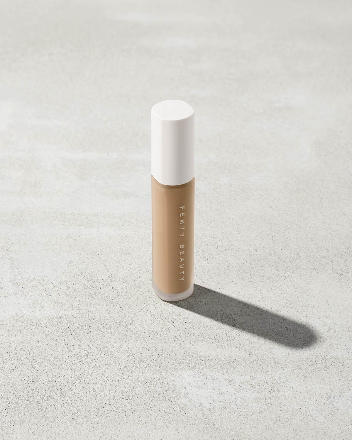 Pro Filt'r Instant Retouch Concealer — #240 - Image 9