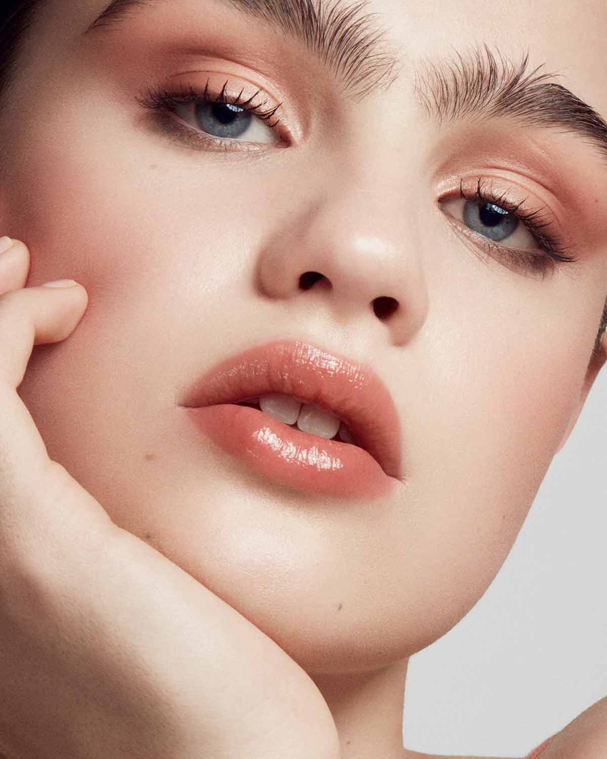 Pro Kiss'r Luscious Lip Balm — Latte Lips - Image 5